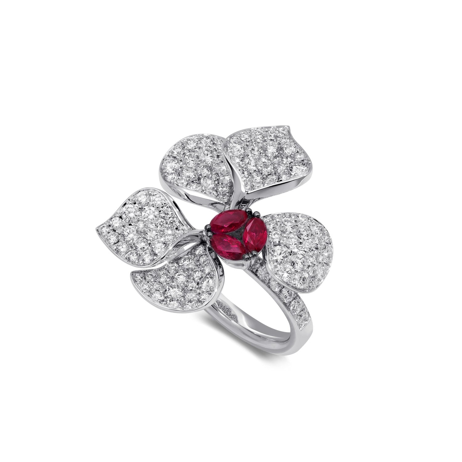 Ring with rubies