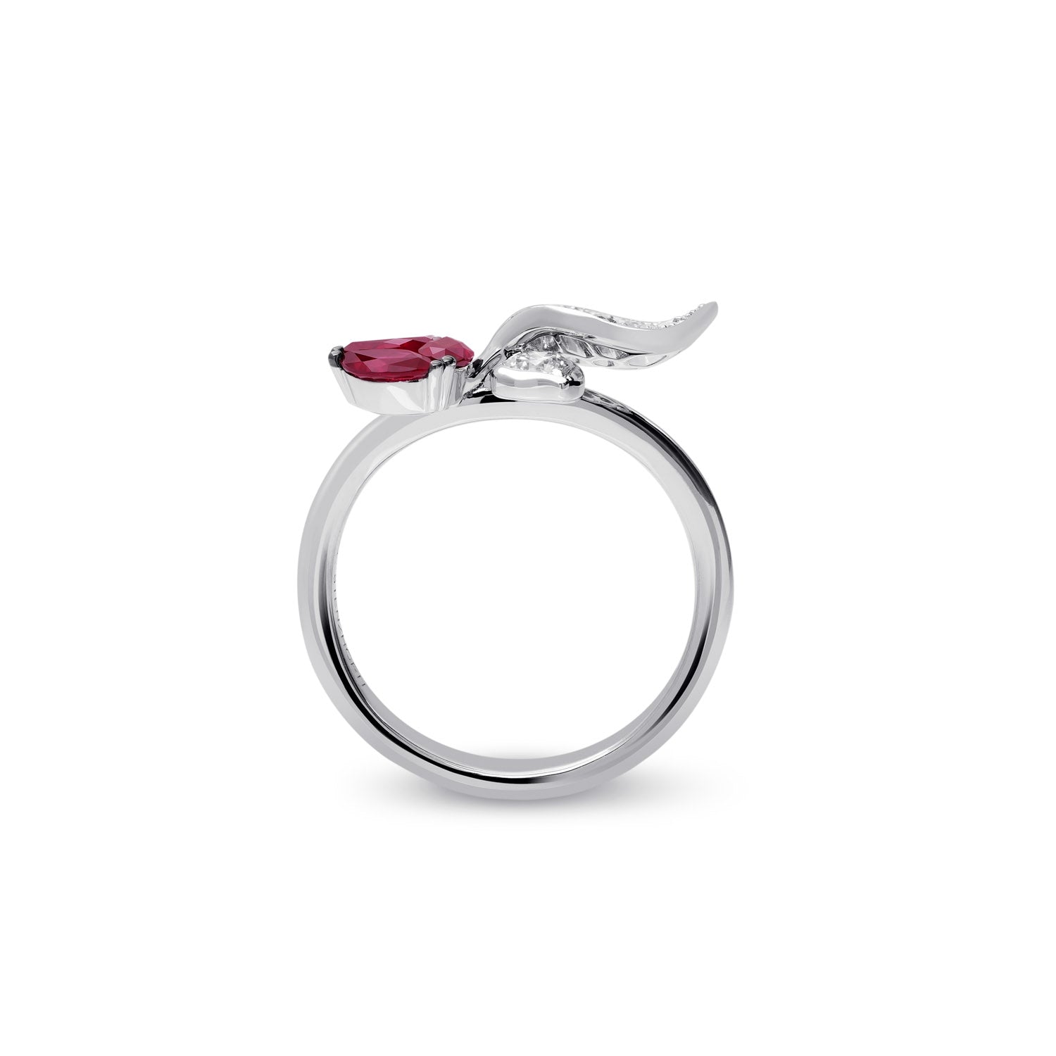 kleiner Ring mit Rubinen