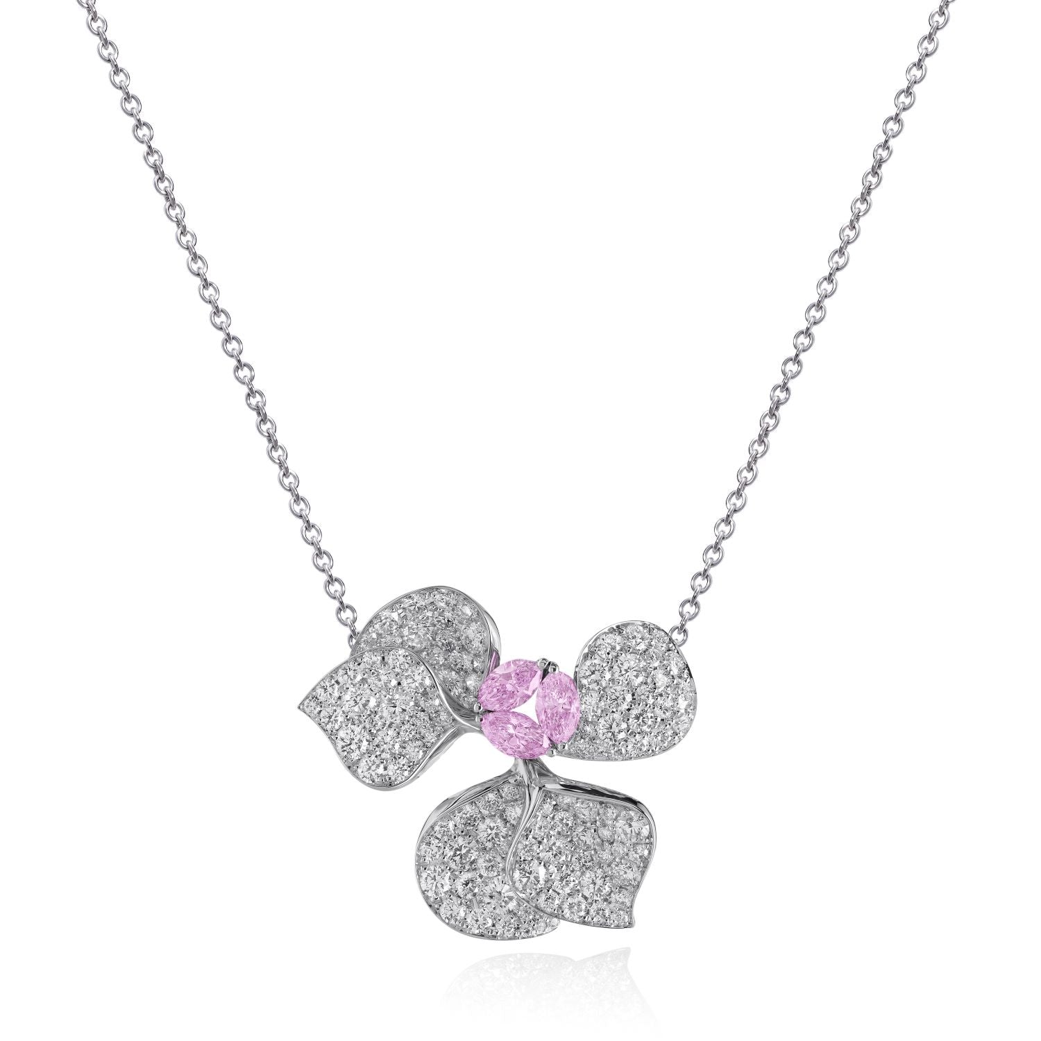 Necklace with pink sapphire