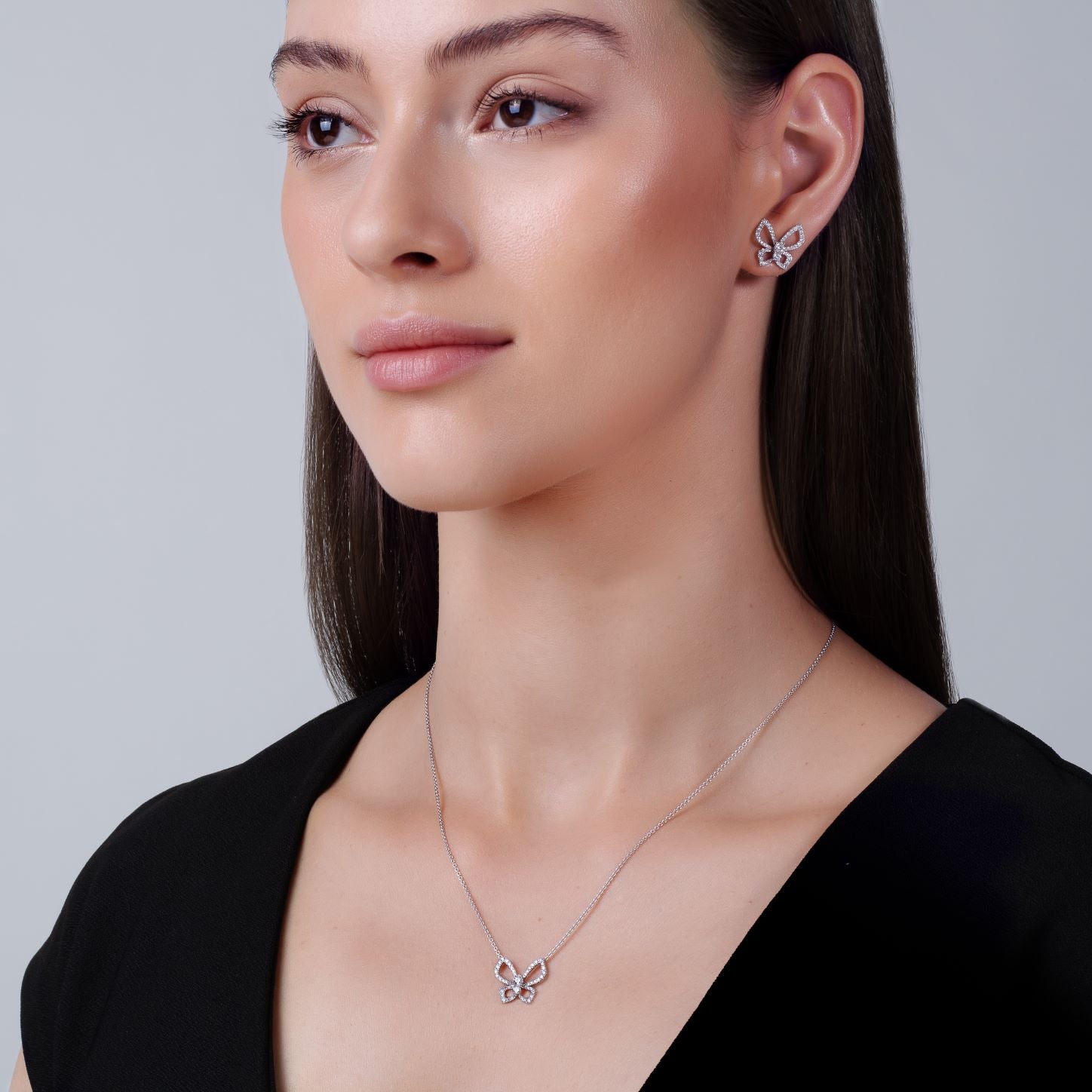 kleine Schmetterlingsohrringe mit Diamanten