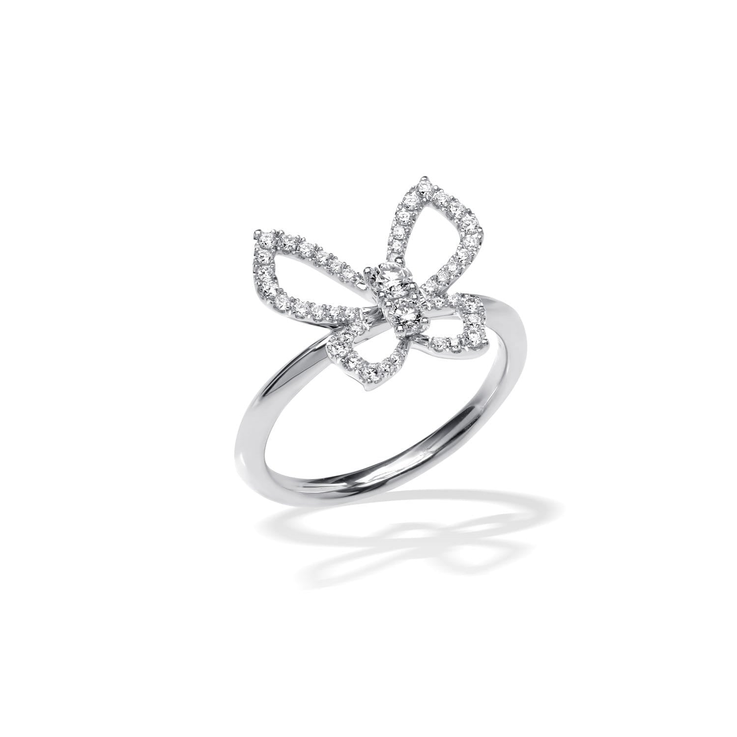 kleiner Schmetterlingsring mit Diamanten