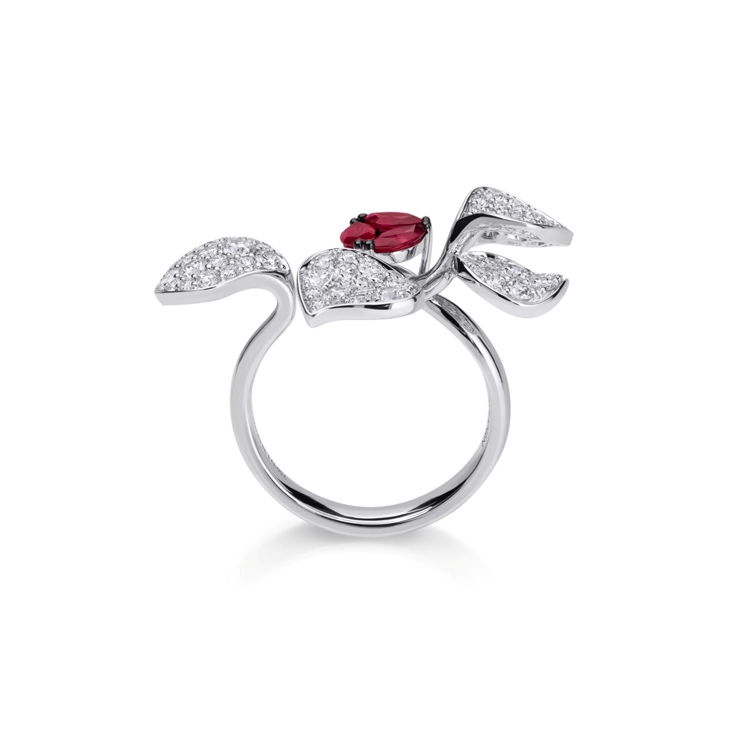 Ring mit Rubinen