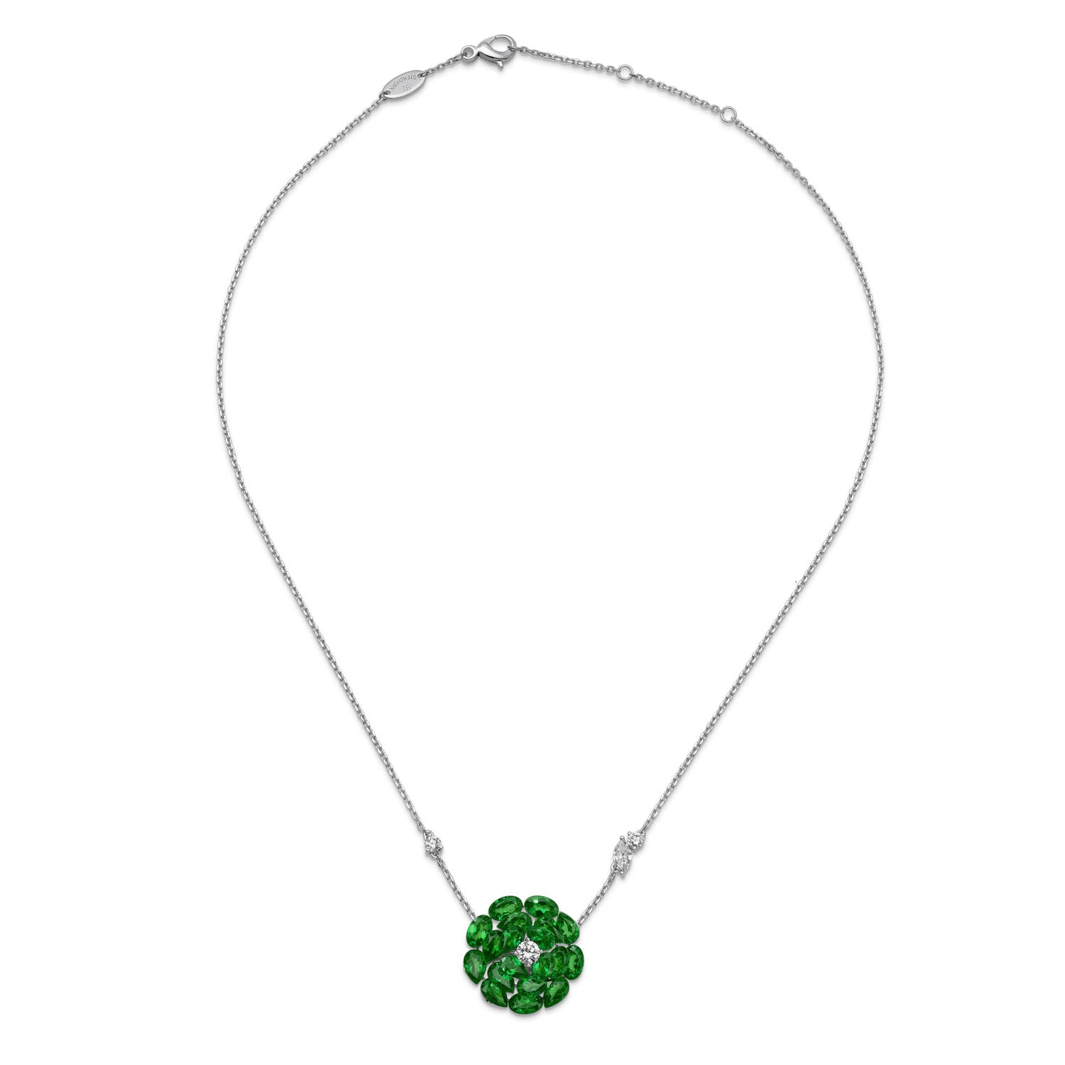 Necklace with tsavorite