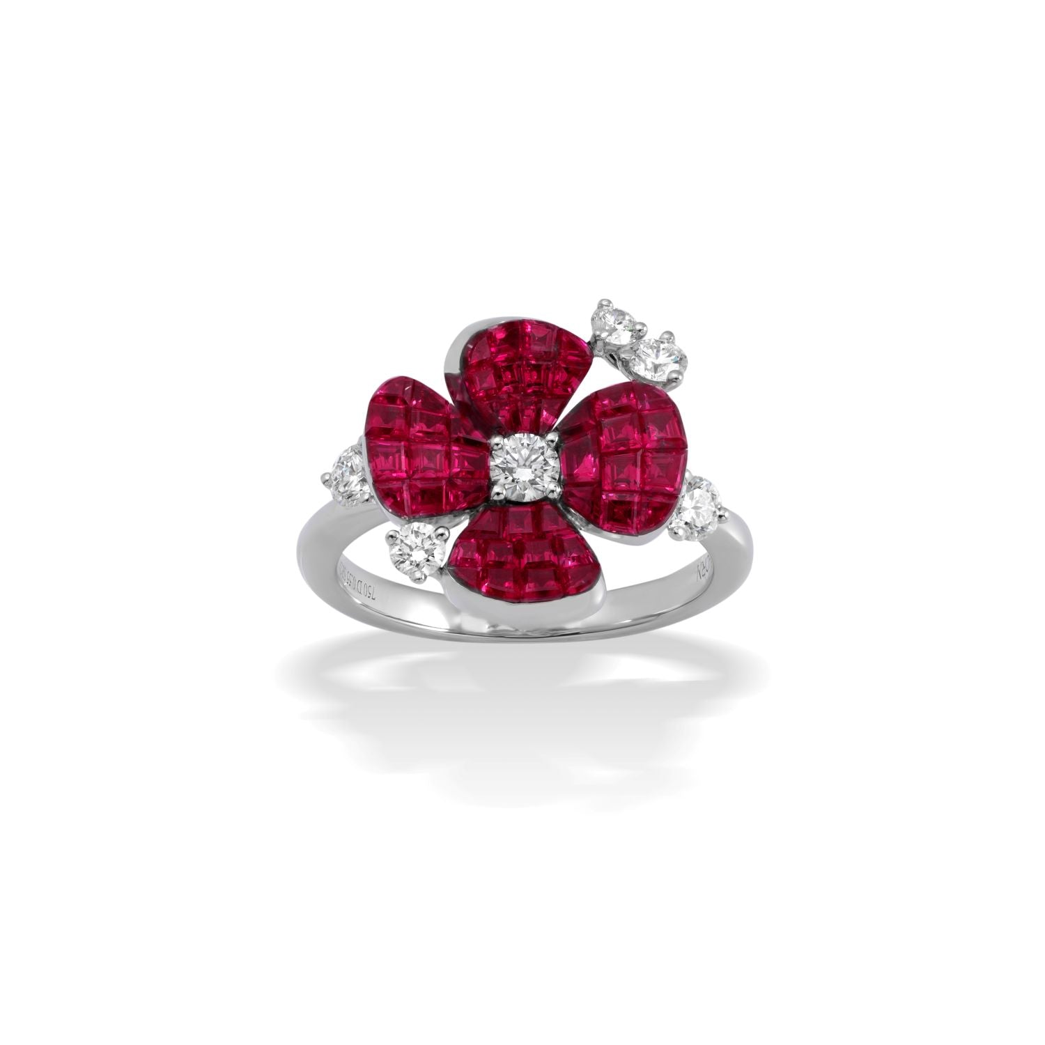 Ring mit Rubinen